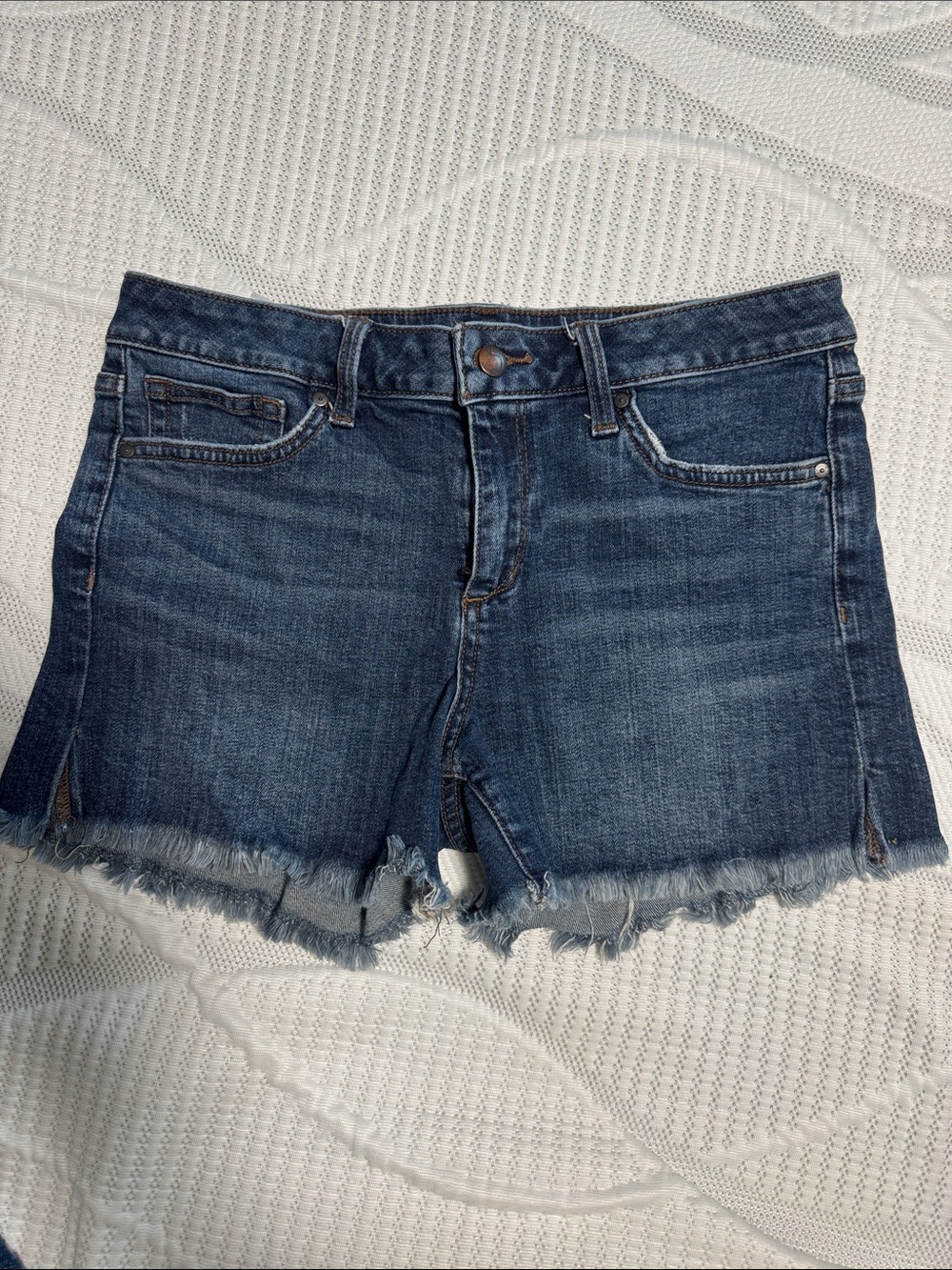 Joes Classic Dark Wash Denim Cutoff Shorts - Womens 29